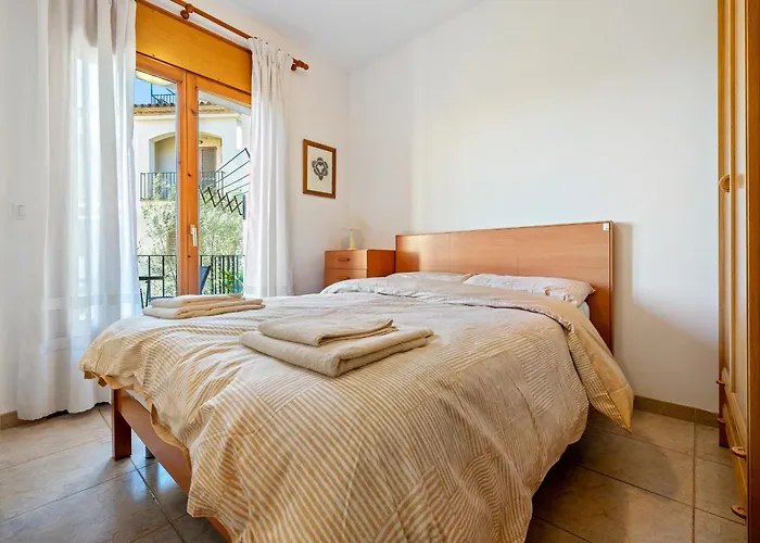 Hauzify I Casa Marinada 度假居